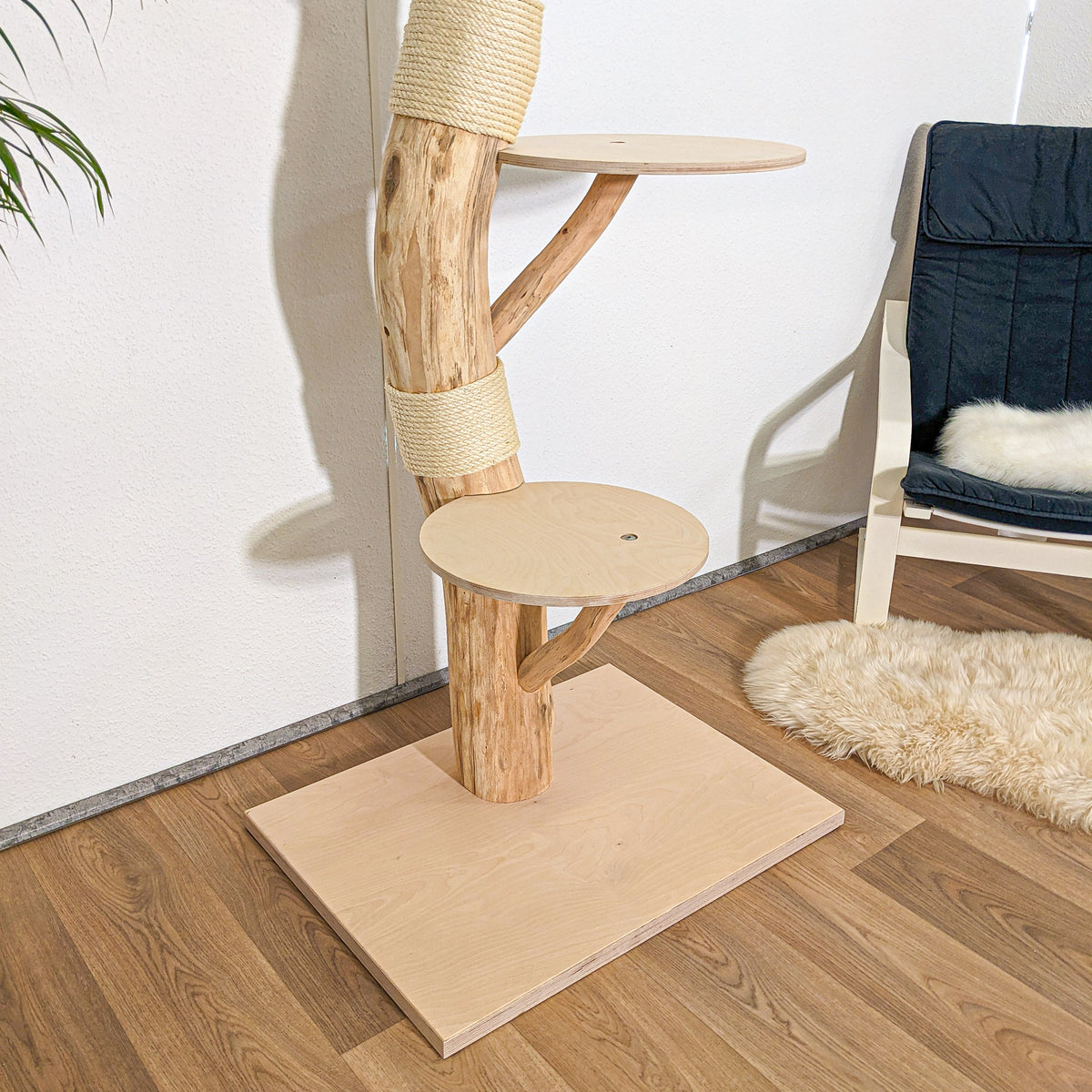 Naturkratzbaum 4262 Kratzbaum Natur Holz Design 205 cm hoch Katzenbaum