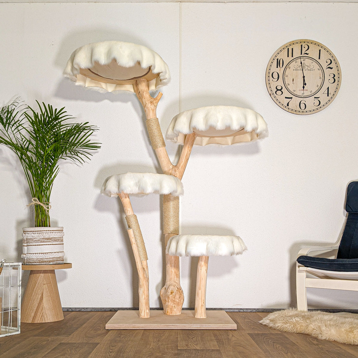 Naturkratzbaum 4514 Kratzbaum Natur Holz Design 170 cm hoch Katzenbaum