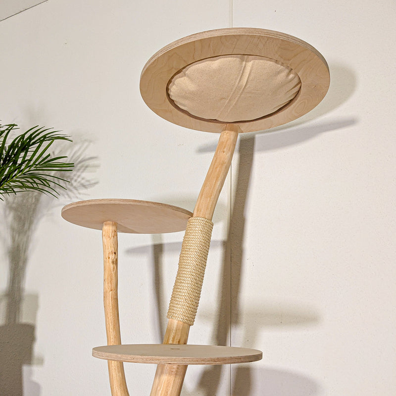 Naturkratzbaum 4523 Kratzbaum Natur Holz Design 133 cm hoch Katzenbaum