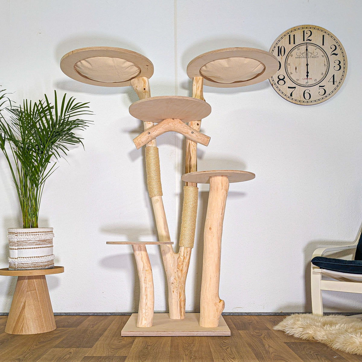 RESERVIERT - Naturkratzbaum 4548 Kratzbaum Natur Holz Design 165 cm hoch Katzenbaum