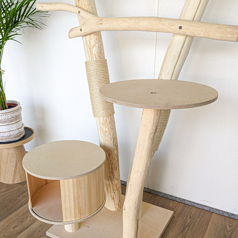 Naturkratzbaum 4560 Kratzbaum Natur Holz Design 155 cm hoch Katzenbaum