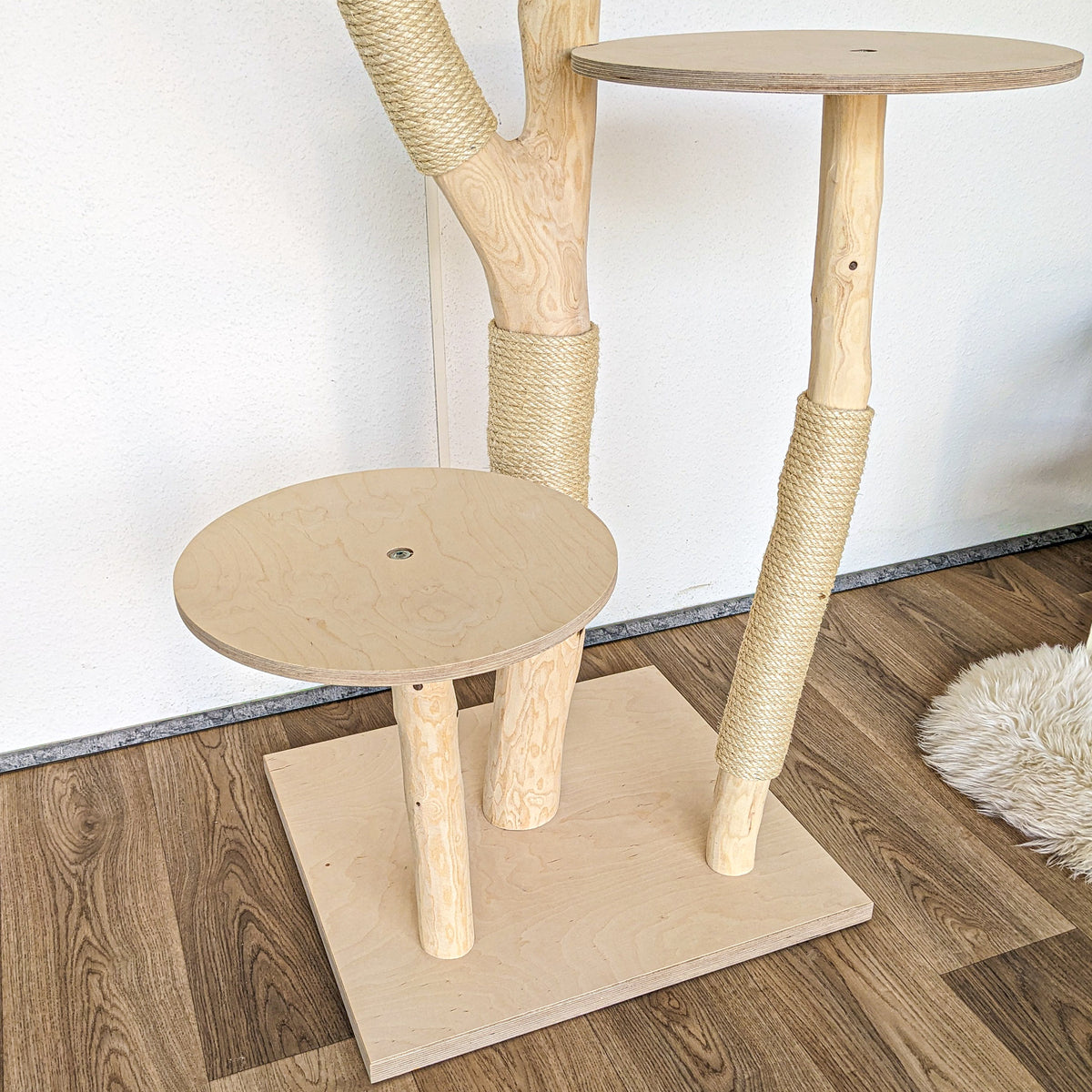 Naturkratzbaum 4565 Kratzbaum Natur Holz Design 174 cm hoch Katzenbaum