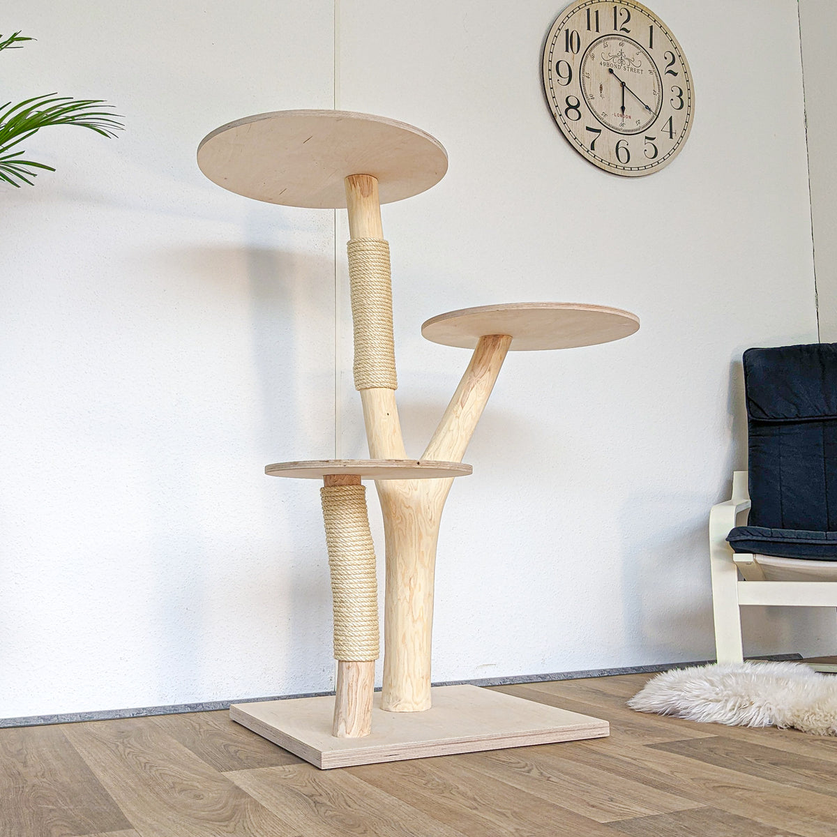 Naturkratzbaum 4571 Kratzbaum Natur Holz Design 125 cm hoch Katzenbaum