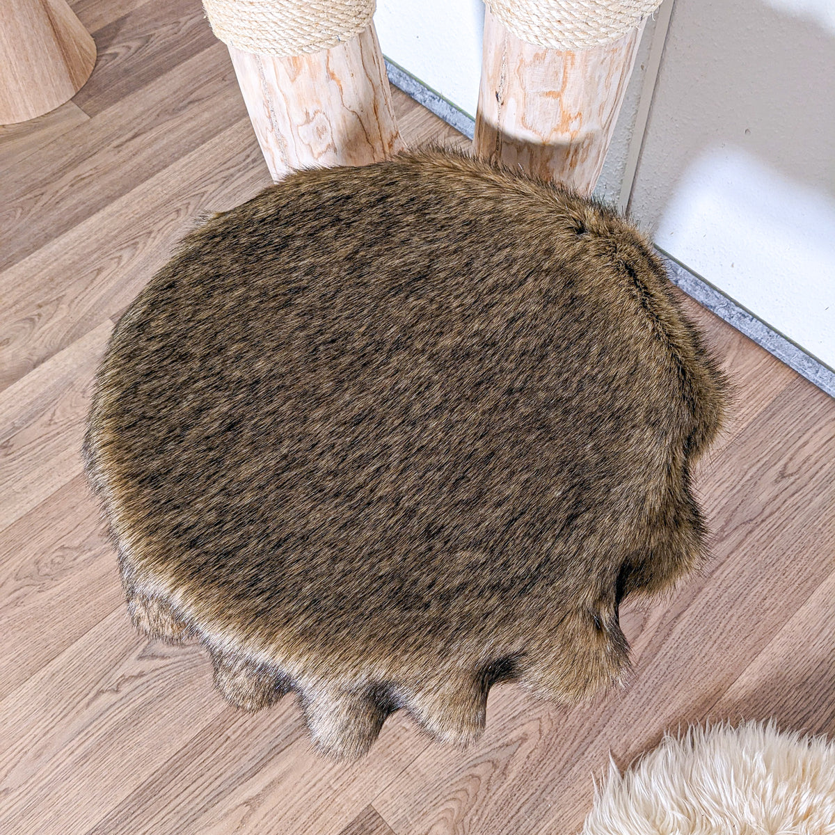 Naturkratzbaum 4589 Kratzbaum Natur Holz Design 140 cm hoch Katzenbaum