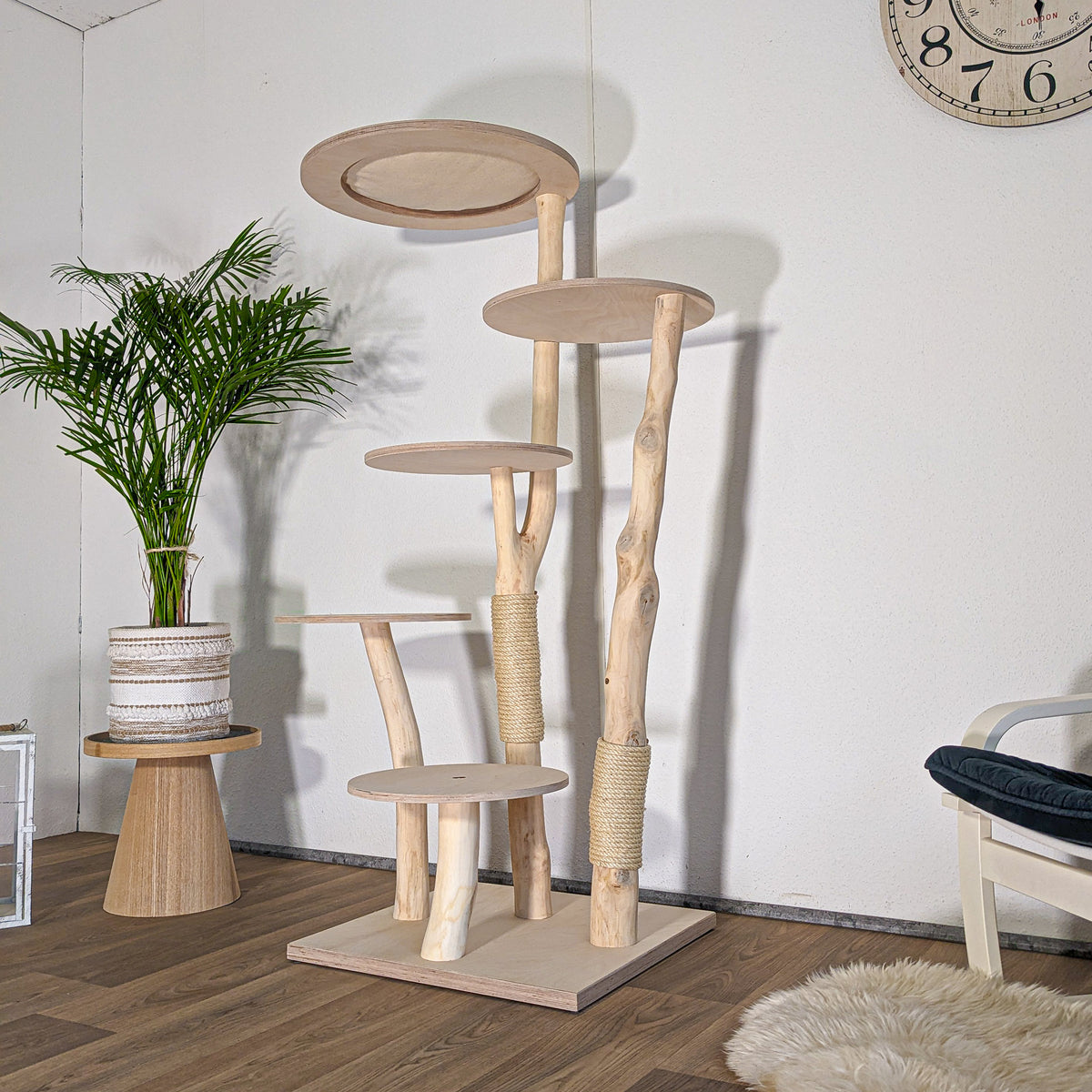 Naturkratzbaum 4594 Kratzbaum Natur Holz Design 155 cm hoch Katzenbaum