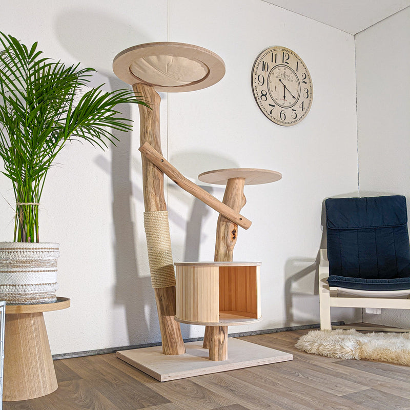 Naturkratzbaum 4602 Kratzbaum Natur Holz Design 155 cm hoch Katzenbaum