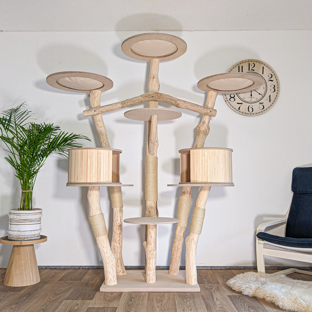 Naturkratzbaum 4607 Kratzbaum Natur Holz Design 205 cm hoch Katzenbaum