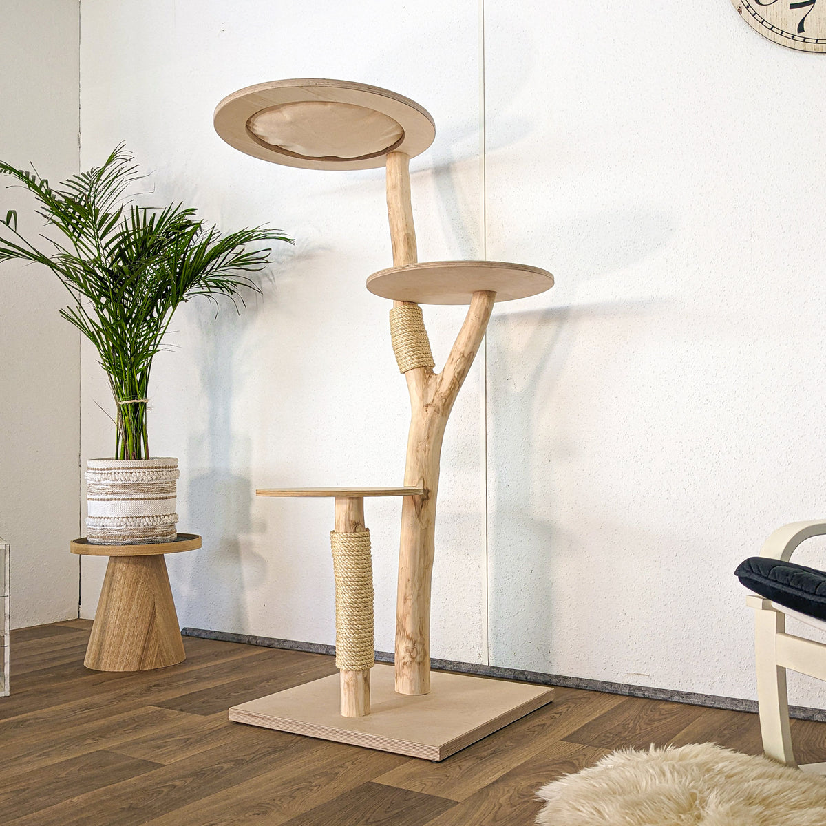 Naturkratzbaum 4610 Kratzbaum Natur Holz Design 150 cm hoch Katzenbaum