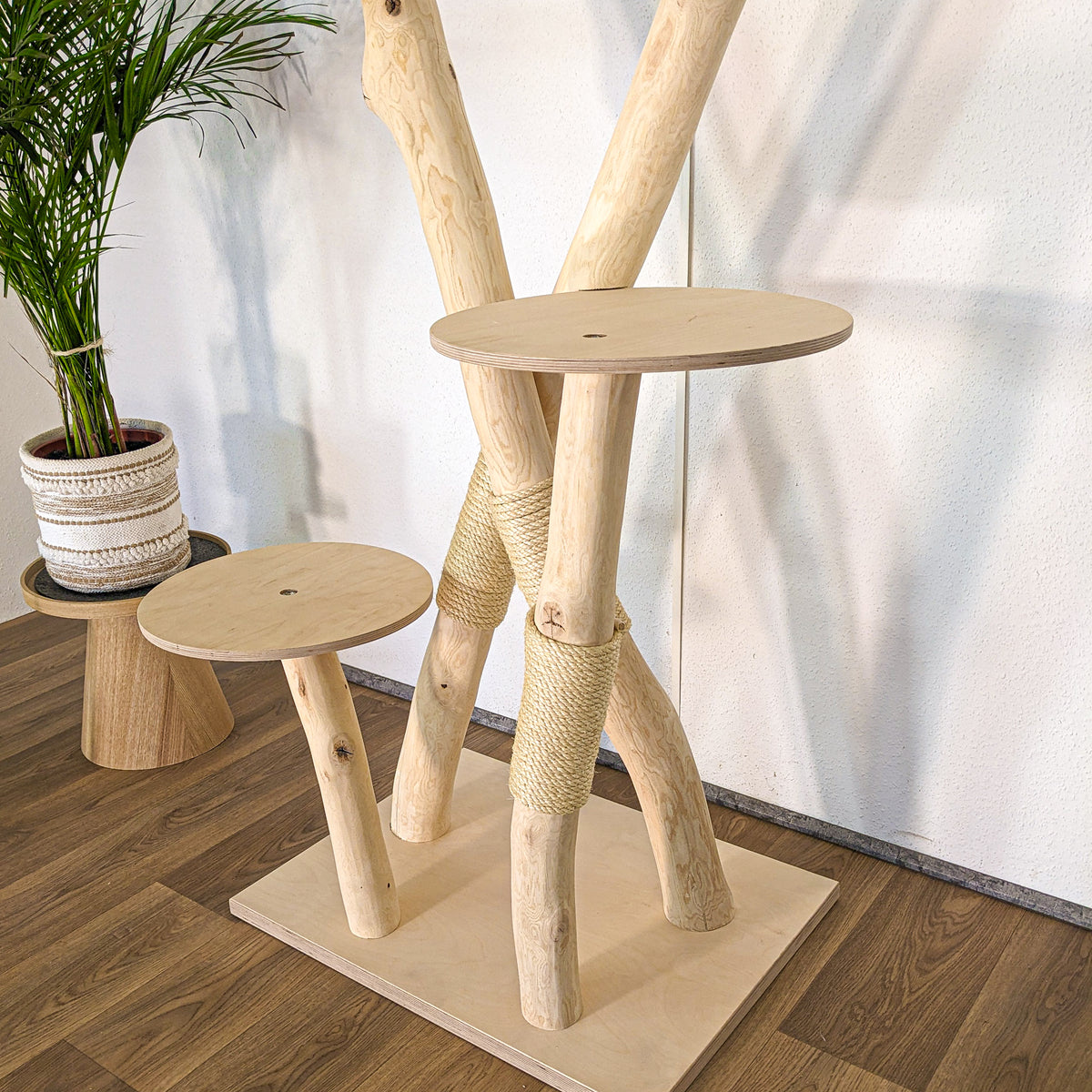 Naturkratzbaum 4620 Kratzbaum Natur Holz Design 170 cm hoch Katzenbaum