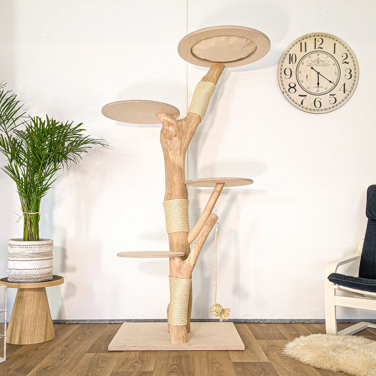 RESERVIERT - Naturkratzbaum 4621 Kratzbaum Natur Holz Design 185 cm hoch Katzenbaum