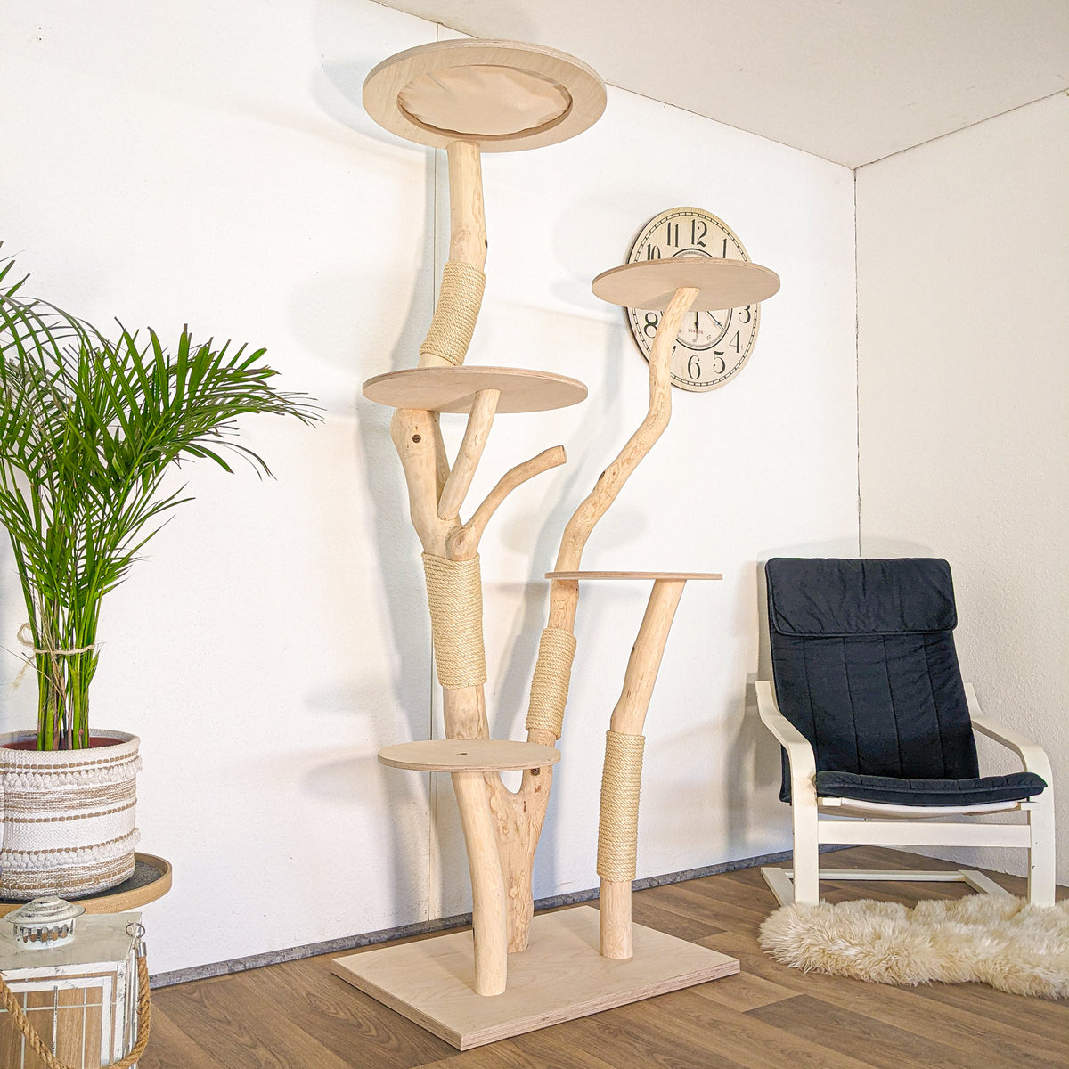 RESERVIERT - Naturkratzbaum 4624 Kratzbaum Natur Holz Design 209 cm hoch Katzenbaum