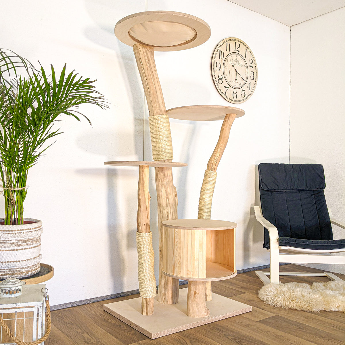 Naturkratzbaum 4626 Kratzbaum Natur Holz Design 174 cm hoch Katzenbaum