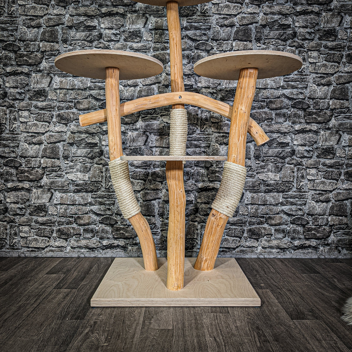 Naturkratzbaum 3071 Kratzbaum Natur Holz Design 130 cm hoch Katzenbaum