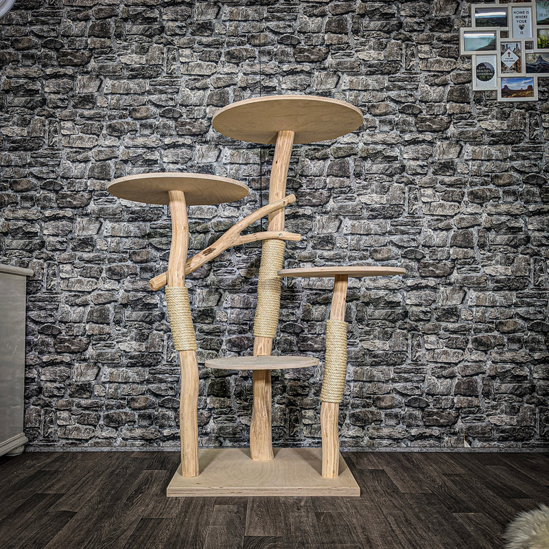 Naturkratzbaum 3458 Kratzbaum Natur Holz Design 133 cm hoch Katzenbaum